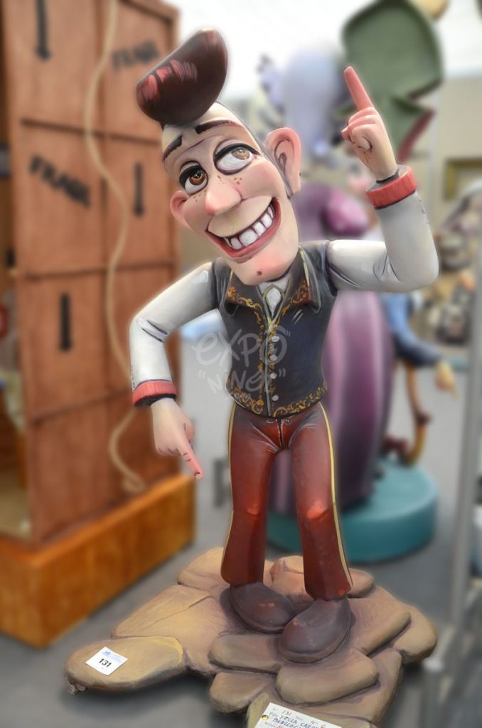 Año 2015, falla Yecla, Cardenal Benlloch, sección cuarta c, Artista: Miguel Banaclocha Rausell.