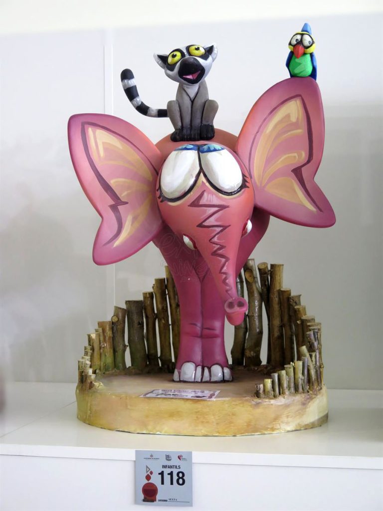 Año 2016, falla Acacias, Picayo, sección sexta Infantil, Artista: Toni Fornés Quijano.