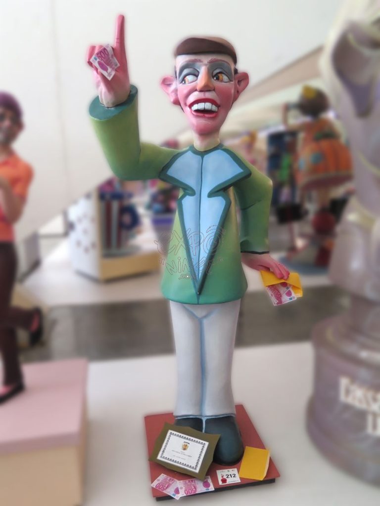 Año 2016, falla Artes y Oficios, Actor Llorens, Artista: Vicente Tornador Navarro.