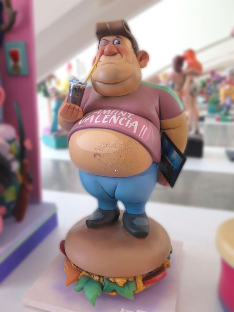 Año 2016, falla Blocs Platja, Artista: Miguel Delegido Cabrito.