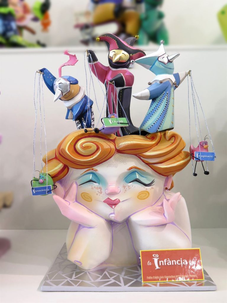 Año 2016, falla Cádiz, Los Centelles, sección cuarta Infantil, Artista: Vicent Torres Estal.