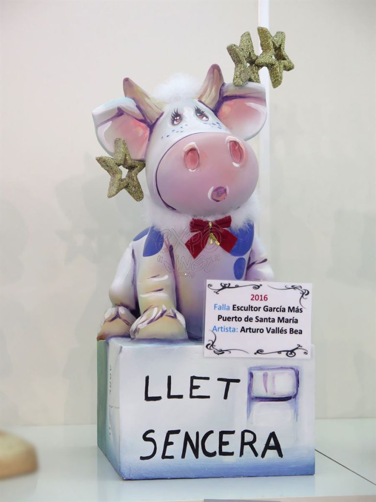 Año 2016, falla Escultor García Mas, Puerto Santa María, sección decimoséptima Infantil, Artista: Arturo Vallés Bea.