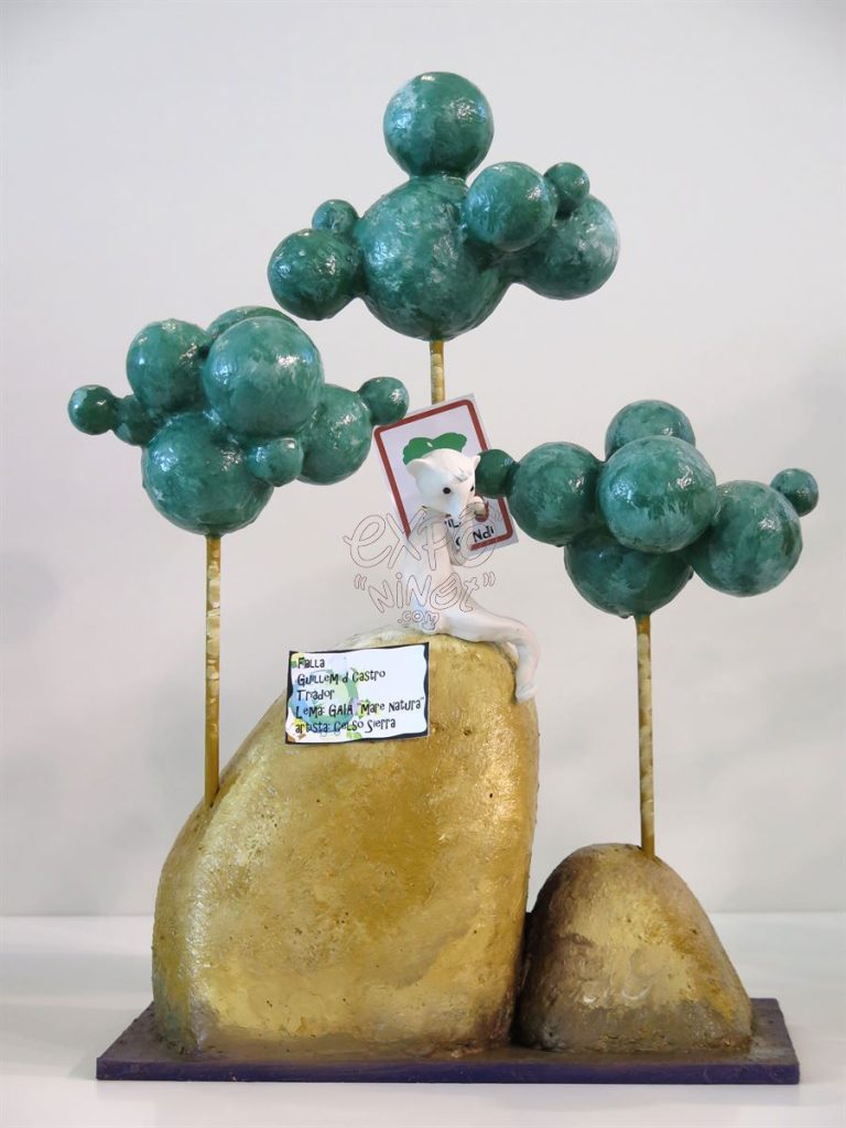 Año 2016, falla Guillen de Castro, Triador, sección decimoctava Infantil, Artista: Celso Sierra.