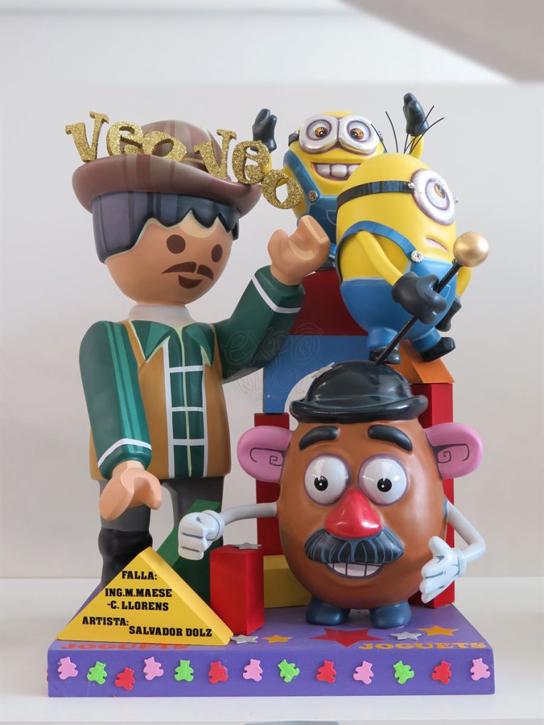 Año 2016, falla Ingeniero Manuel Maese, Cristóbal Llorens, sección primera Infantil, Artista: Salva Dolz Rubio.