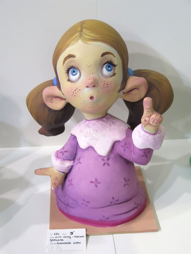 Año 2016, falla Luis Oliag, Mariola, sección decimotercera Infantil, Artista: Fernando López Cabañero.