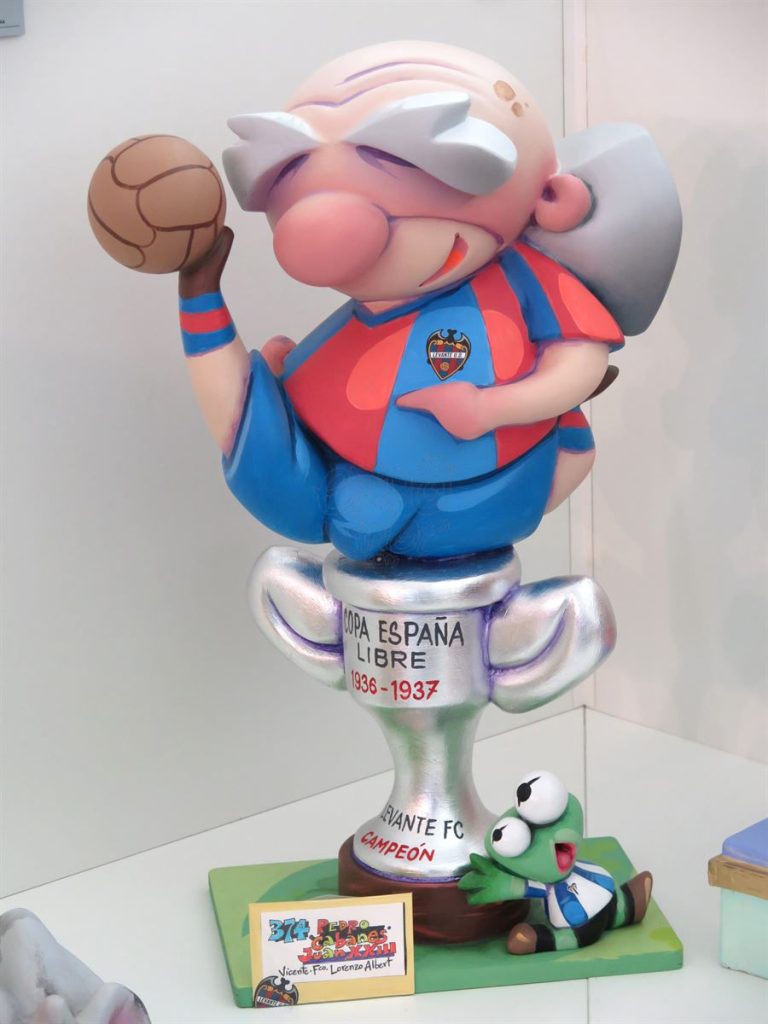 Año 2016, falla Pedro Cabanes, Juan veintitrés Infantil, Artista: Vicente Francisco Lorenzo Albert.
