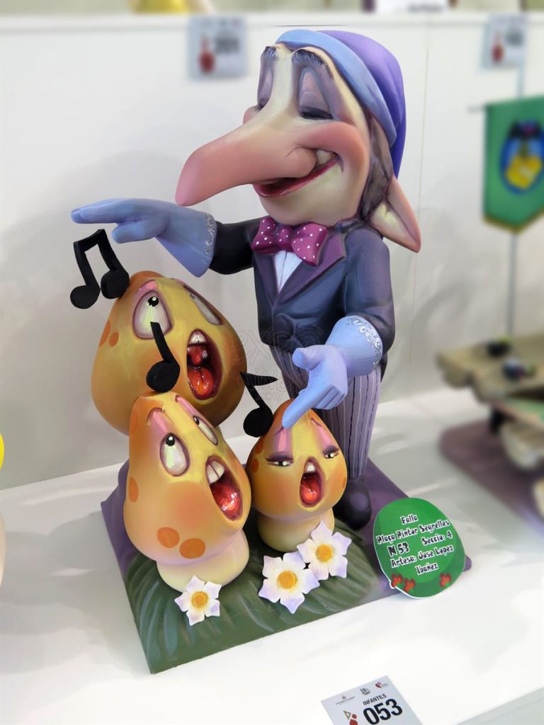 Año 2016, falla Plaza del Pintor Segrelles, sección cuarta Infantil, Artista: José López Ibáñez.