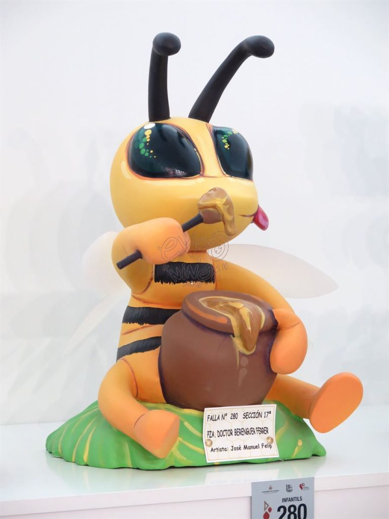 Año 2016, falla Plaza Doctor Berenguer Ferrer, sección decimoséptima Infantil, Artista: José Manuel Felip Gómez.