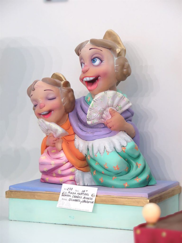 Año 2016, falla Plaza Mártires, General Ibáñez Alonso, sección decimosexta Infantil, Artista: Francisco Olivares, Juan Valencia.