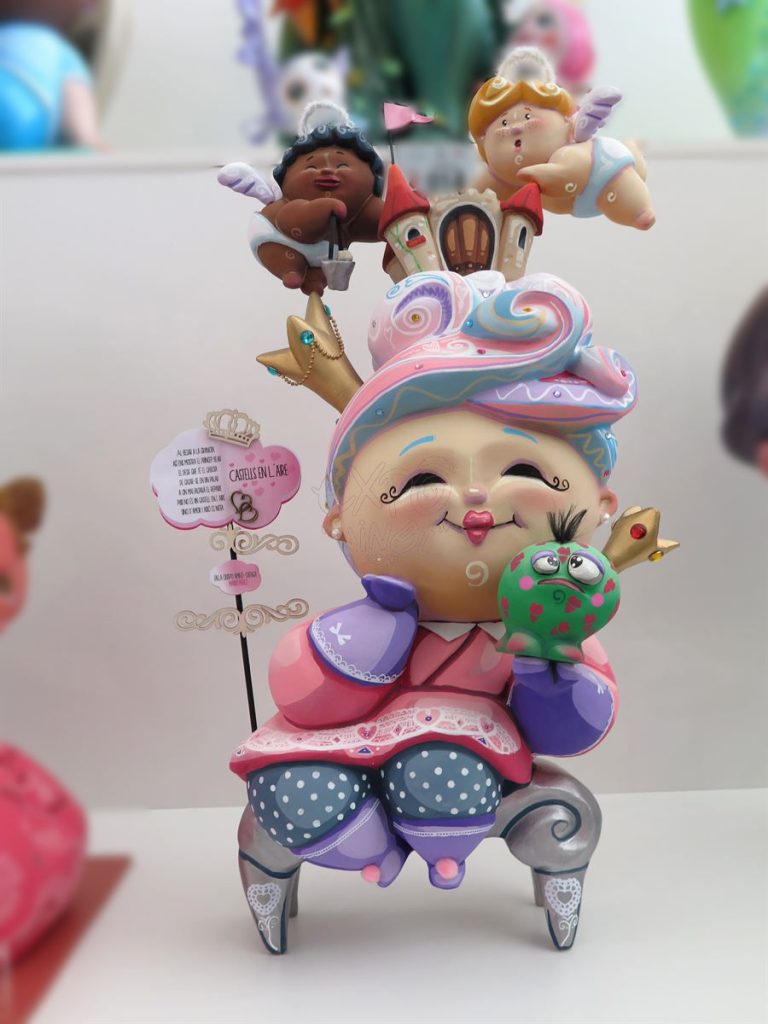 Año 2016, falla Plaza Obispo Amigó, Cuenca, sección primera Infantil, Artista: Mario Pérez.