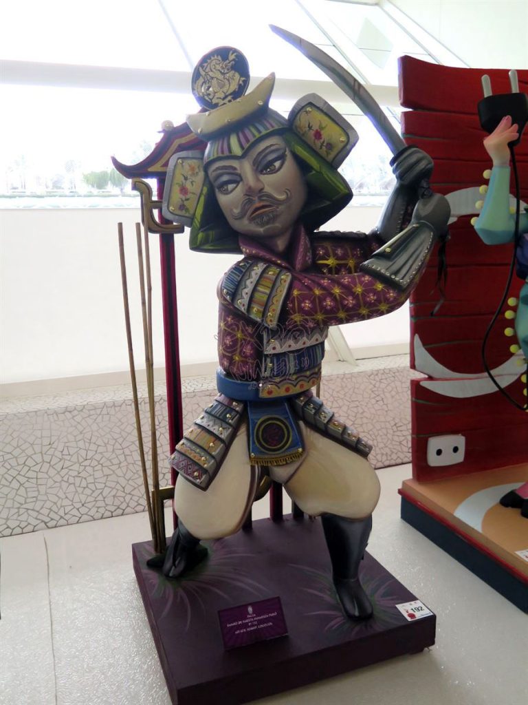 Año 2016, falla Ramiro de Maeztu, Humanista Furió, Artista: Robert Cogollos Suñer.