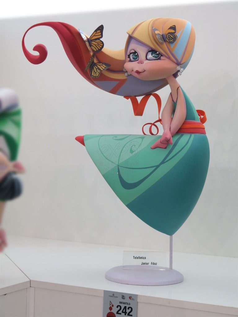 Año 2016, falla Ribera, Convento Santa Clara, sección segunda Infantil, Artista: Javier Fernández Ruíz.