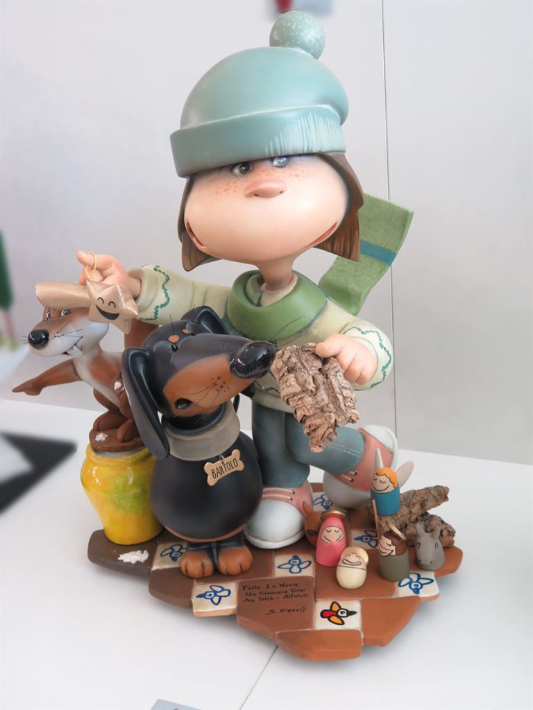 Año 2016, falla Santa Genoveva Torres, Arquitecto Tolsá, sección primera Infantil, Artista: Salvador Ferris.